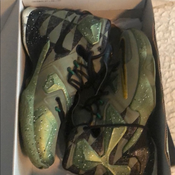 Men’s Nike Lebron XIII AS Sneakers - Picture 1 of 5